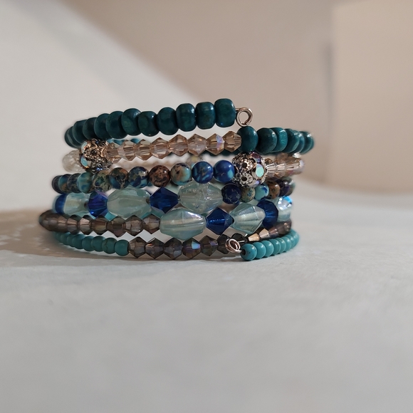 Memory Wire Bracelet - Picture 7 of 7